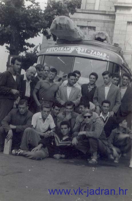 Veslaci Jadrana ZD pred odlazak na Bled 1961.